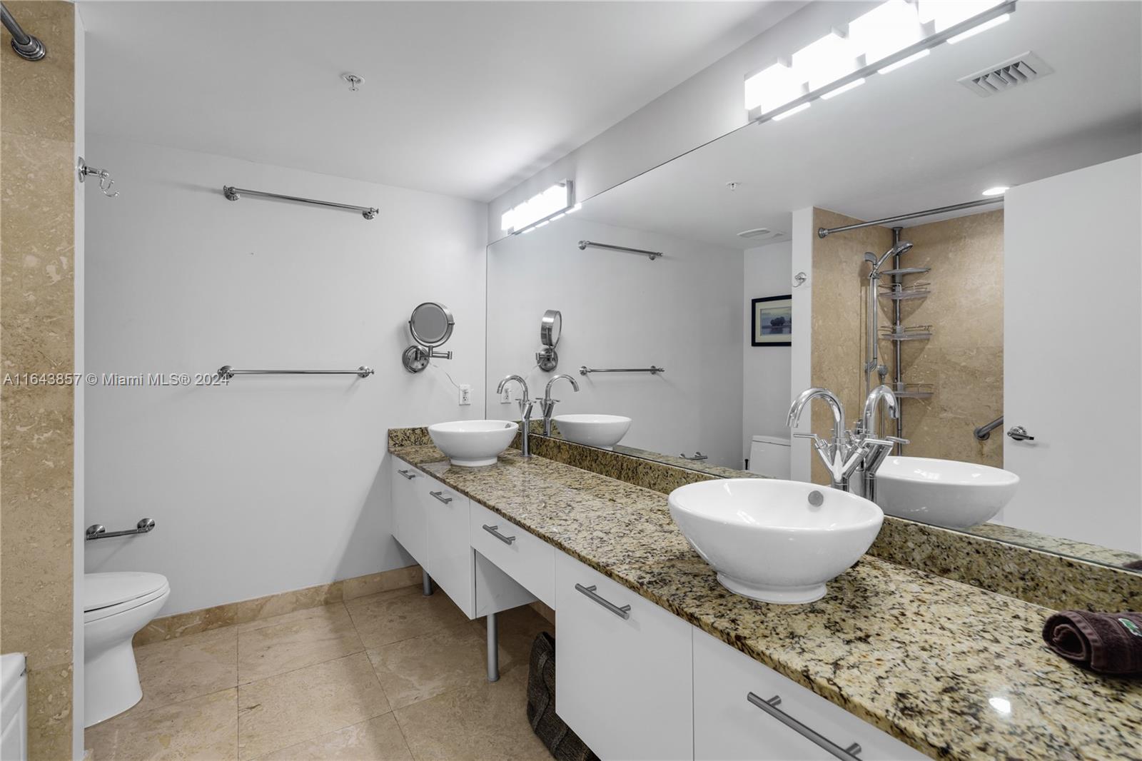 41 SE 5th St # 1608