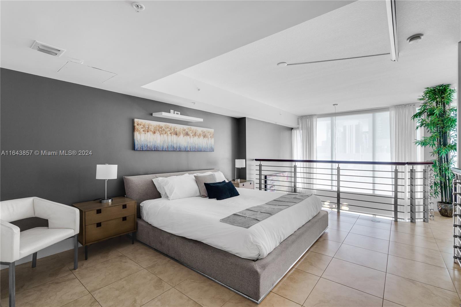 41 SE 5th St # 1608