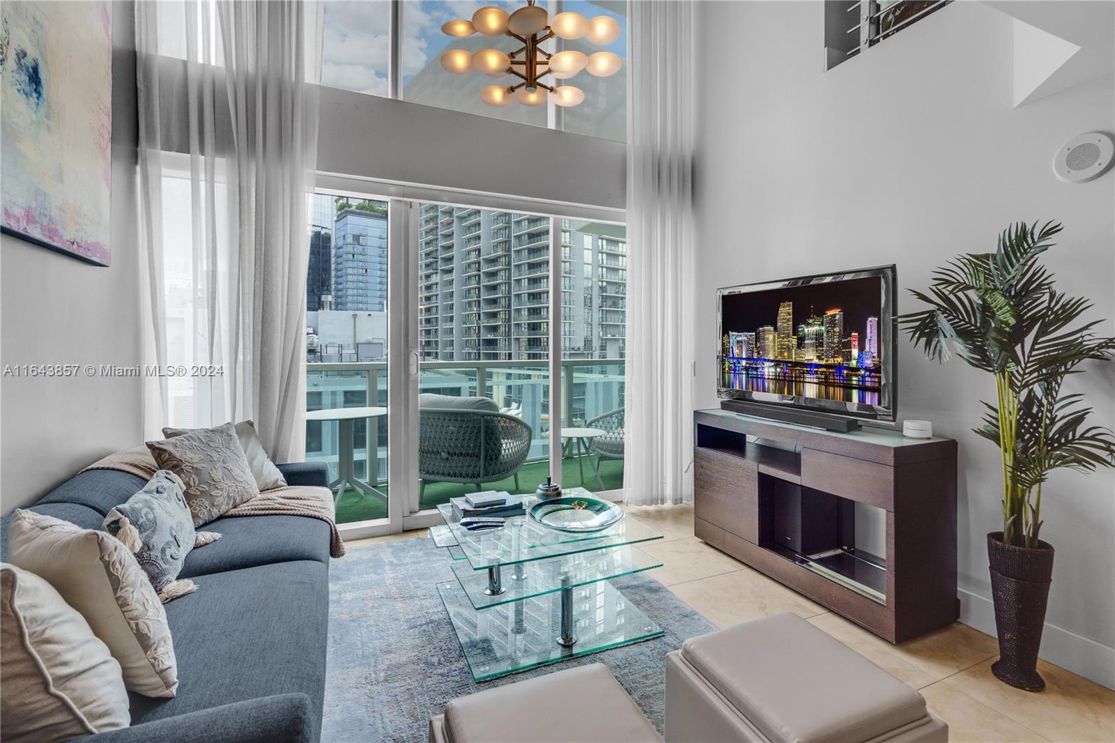 41 SE 5th St # 1608