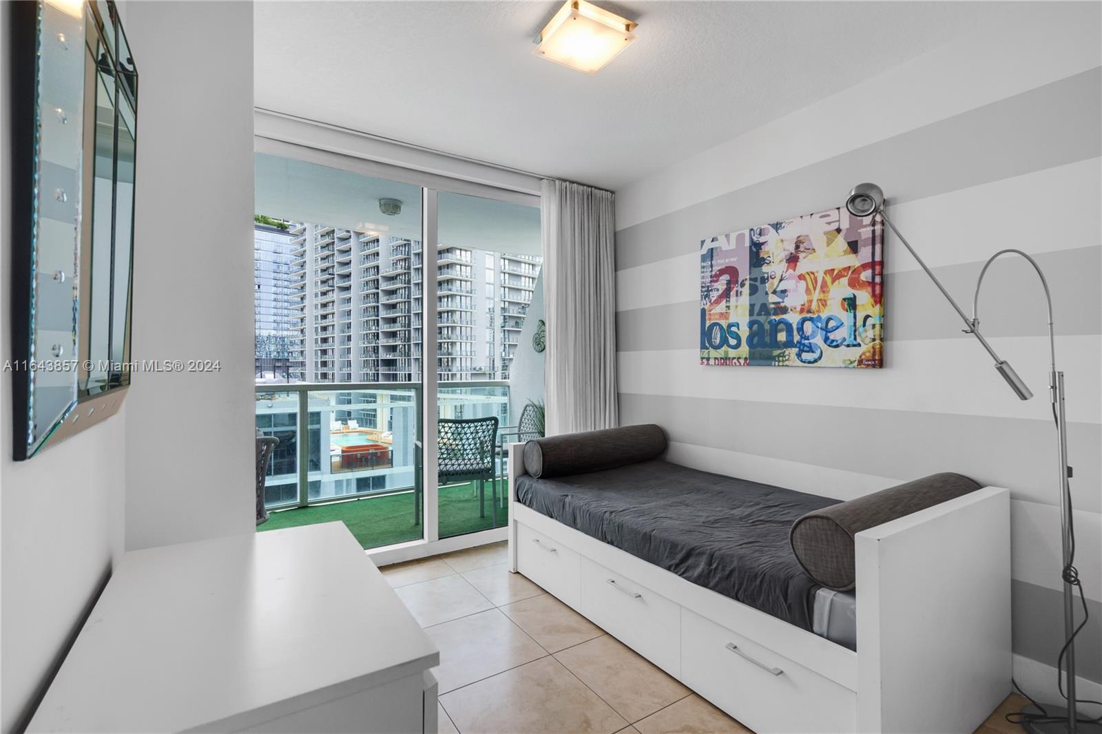 41 SE 5th St # 1608