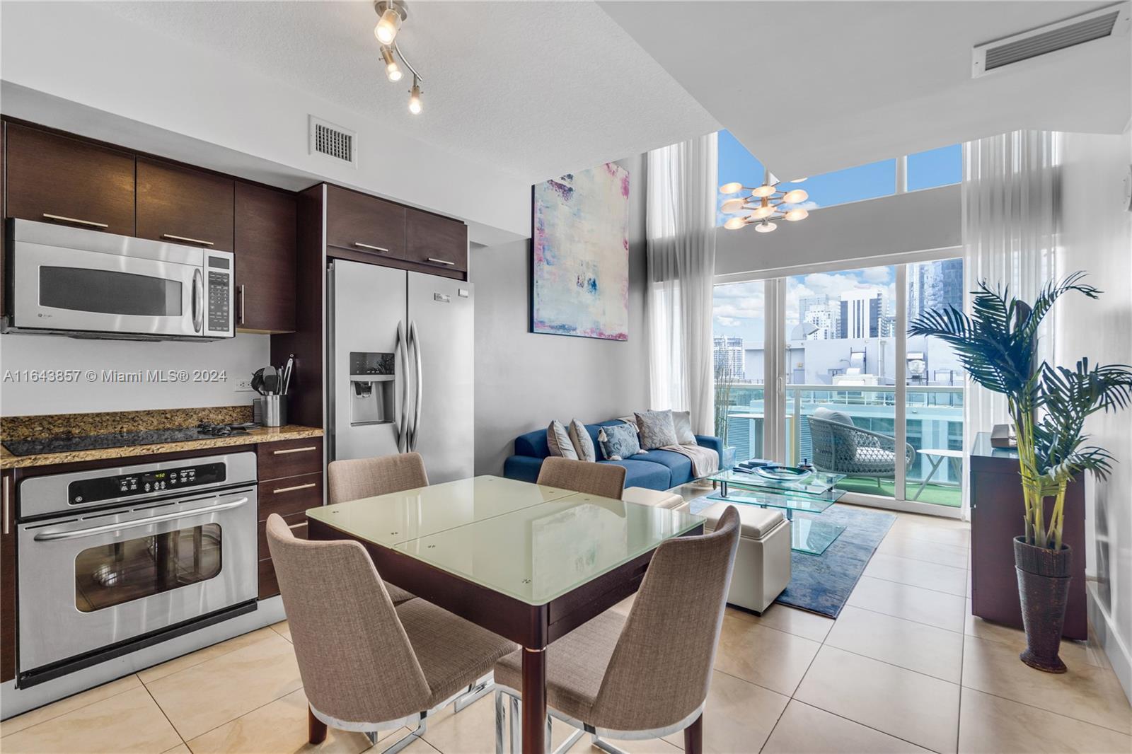 41 SE 5th St # 1608