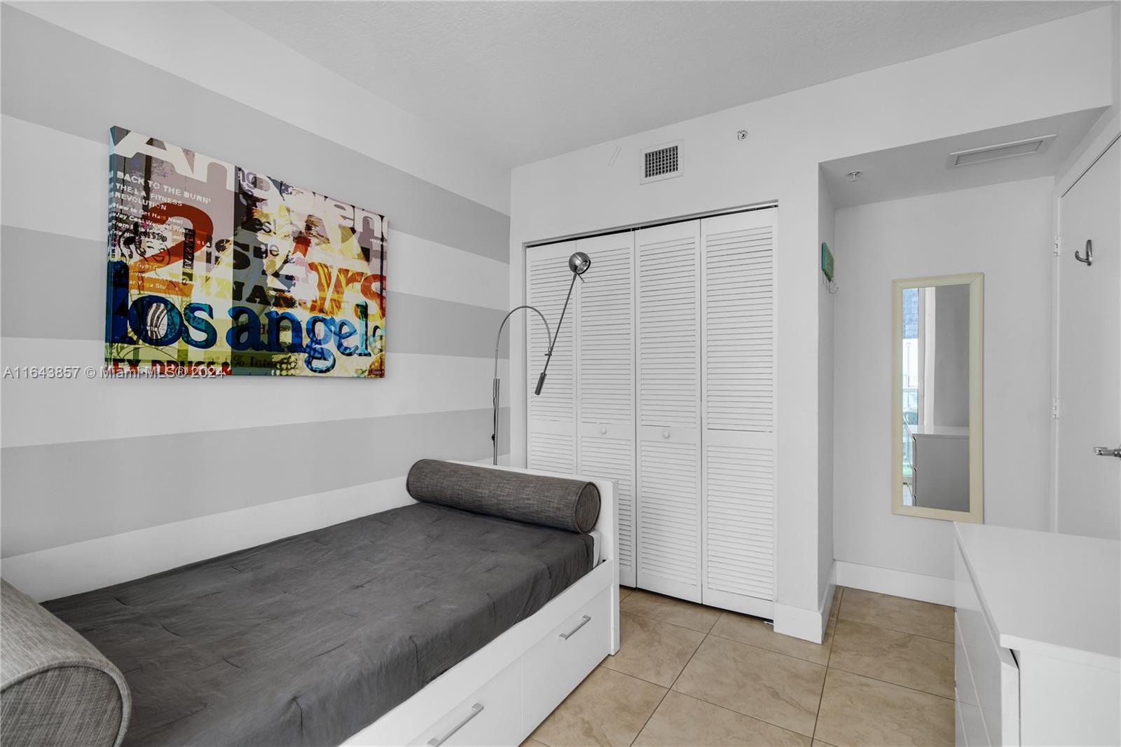 41 SE 5th St # 1608