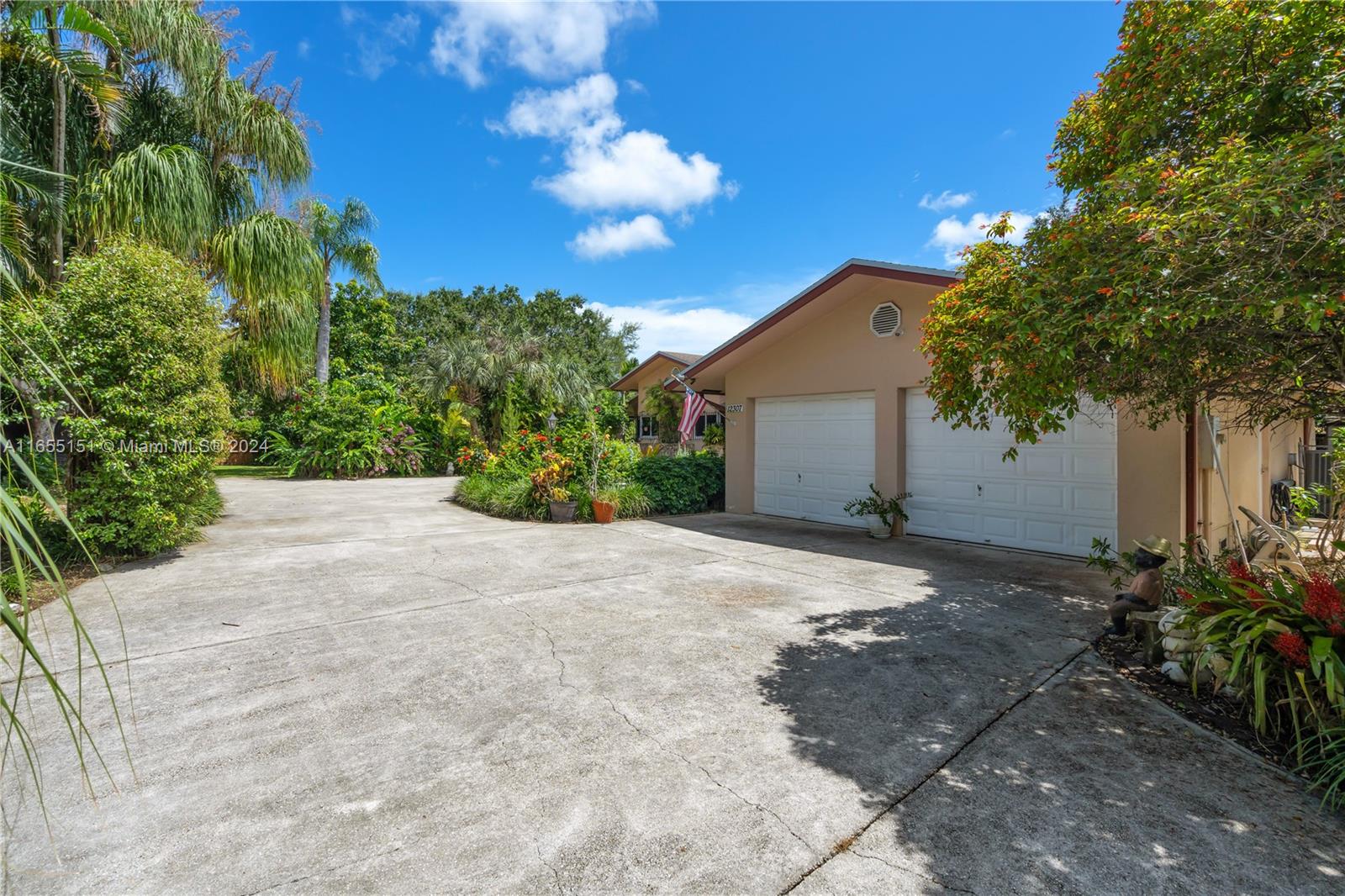 12307 SW 102nd Ave
