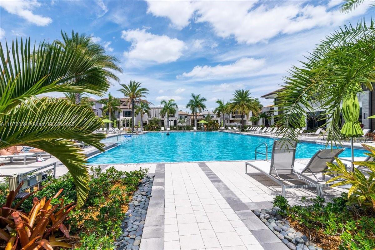 4636 NW 84th Ave # 47