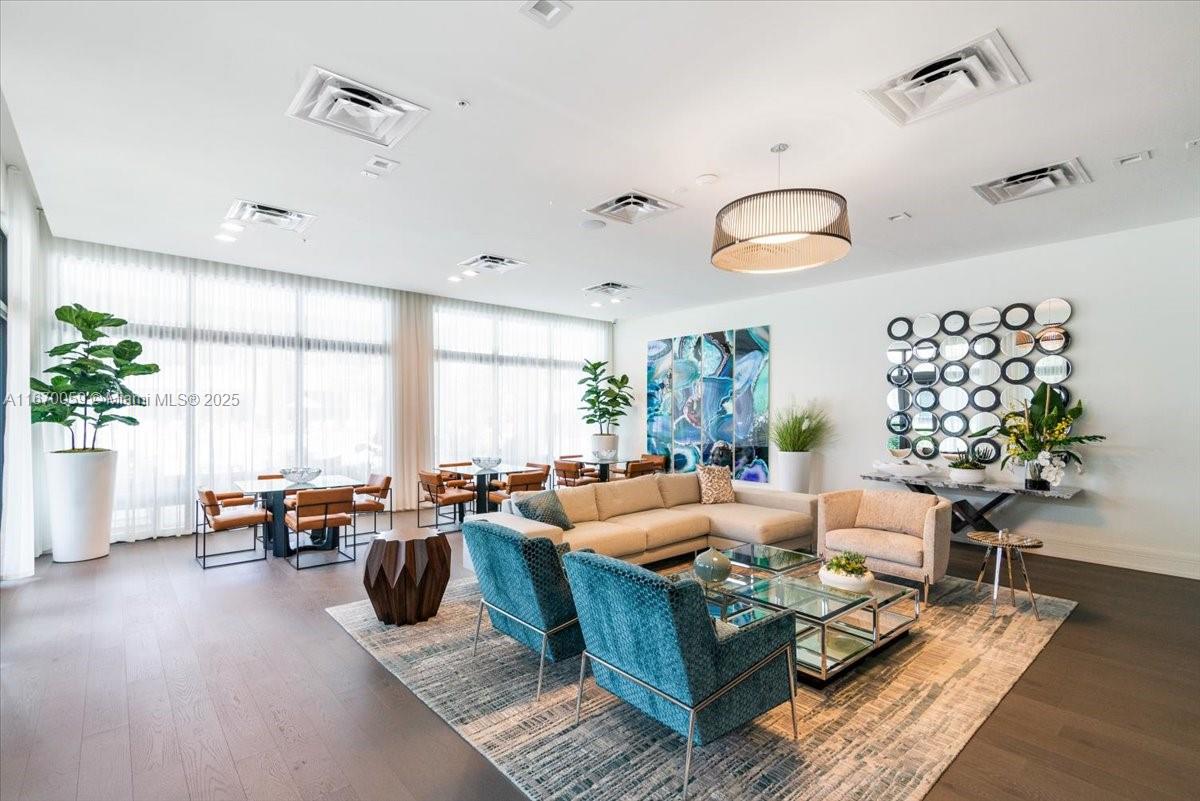 4636 NW 84th Ave # 47