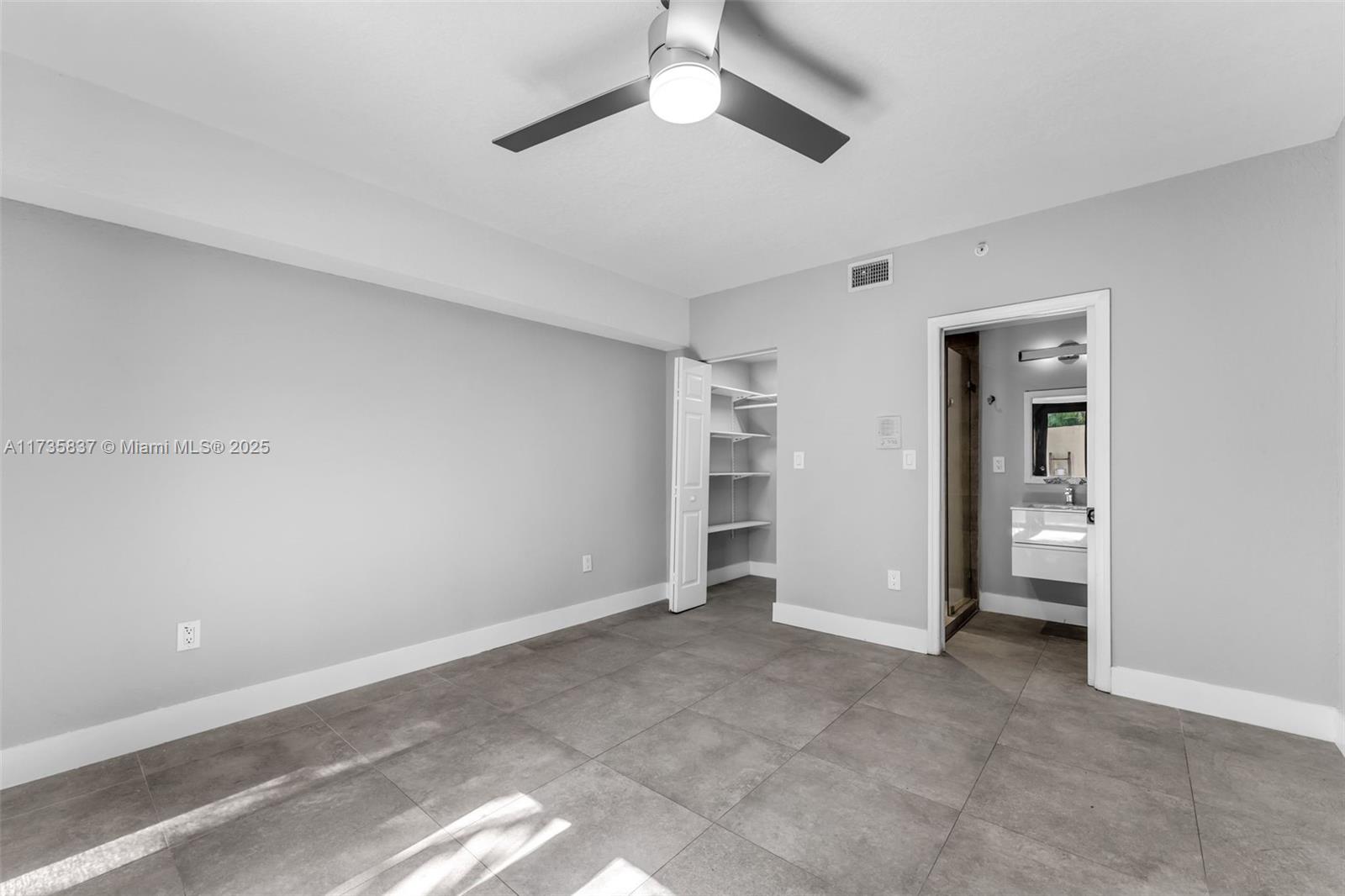 3204 Bird Ave # 115