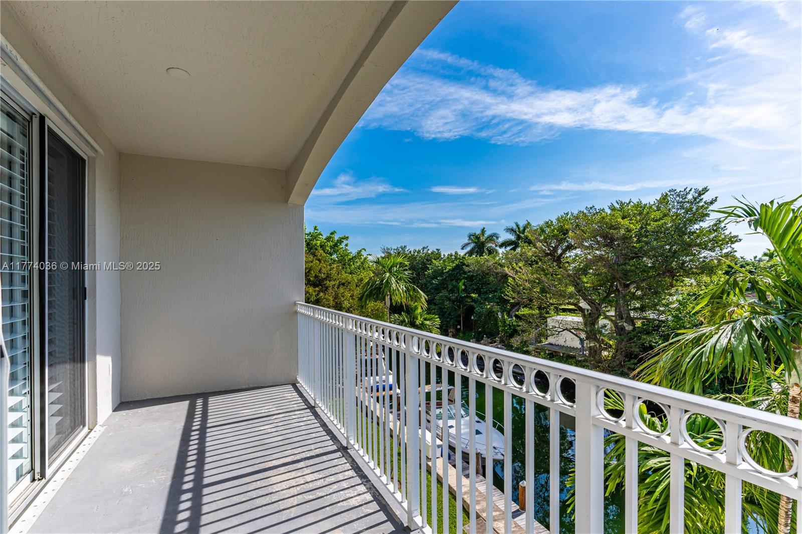 1200 NE 105th St # 35