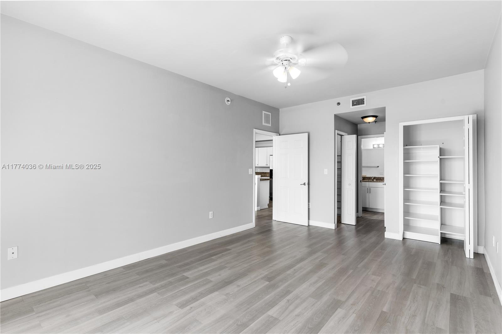 1200 NE 105th St # 35