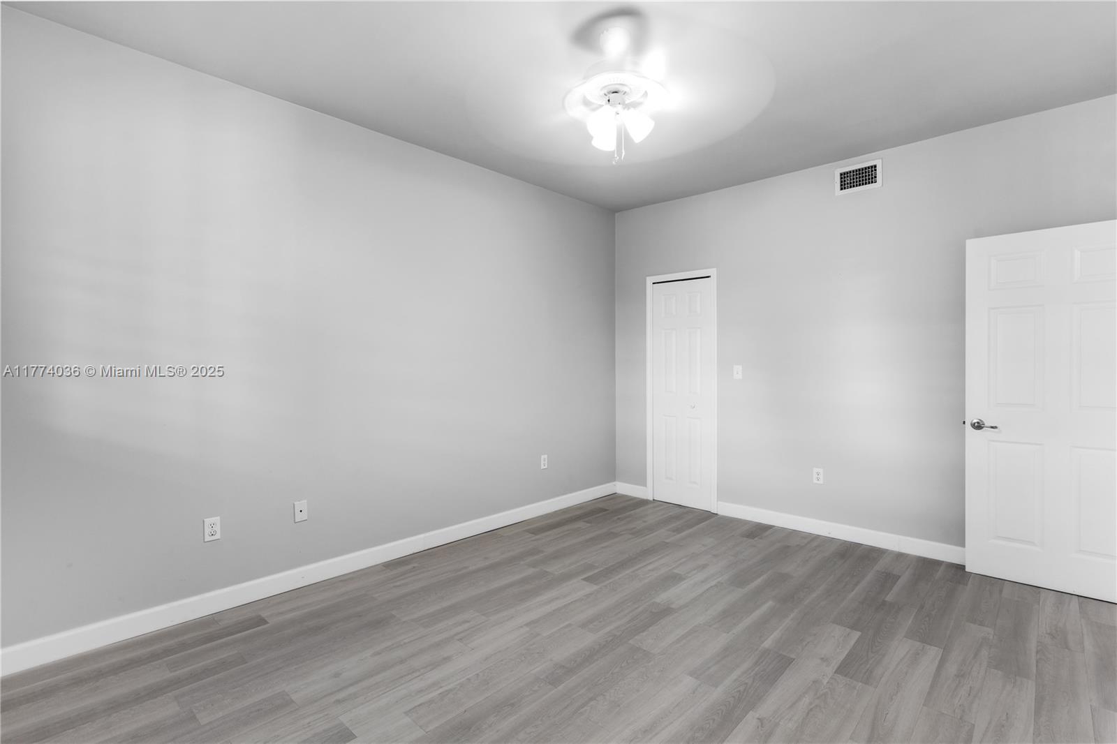 1200 NE 105th St # 35