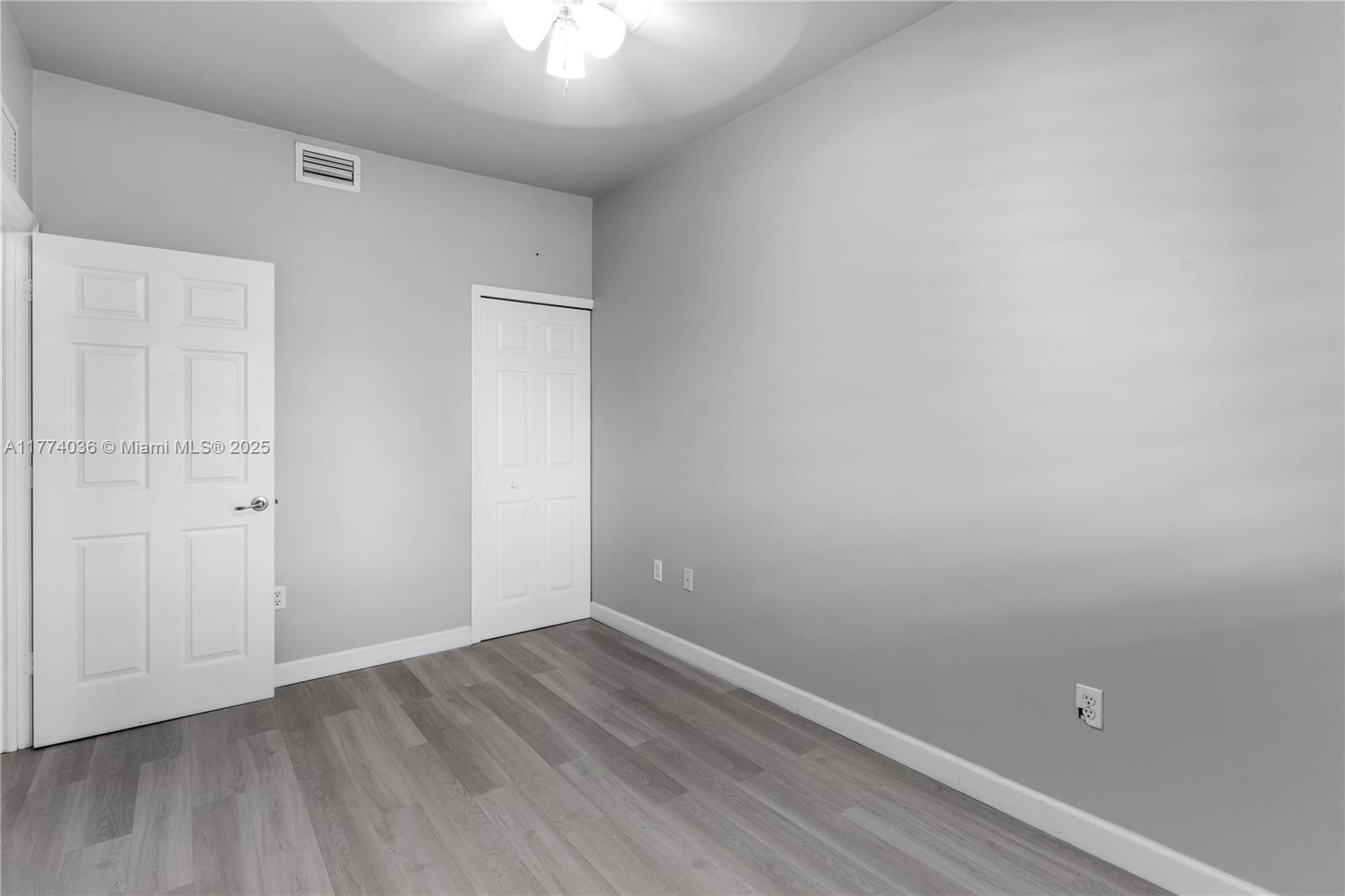 1200 NE 105th St # 35