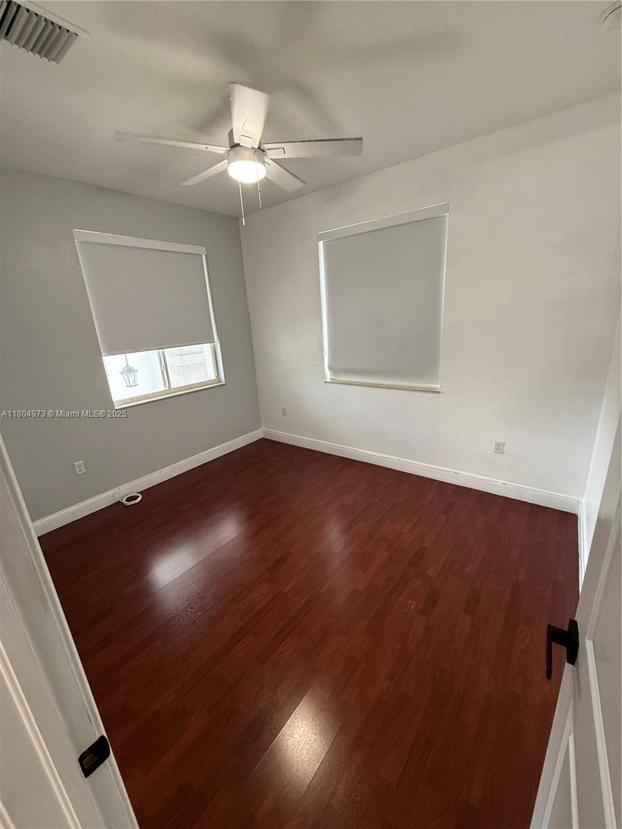 3119 NW 11th St # D2 Unit: 7-D2