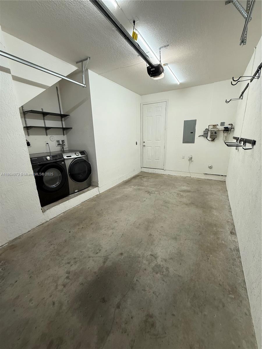 3119 NW 11th St # D2 Unit: 7-D2