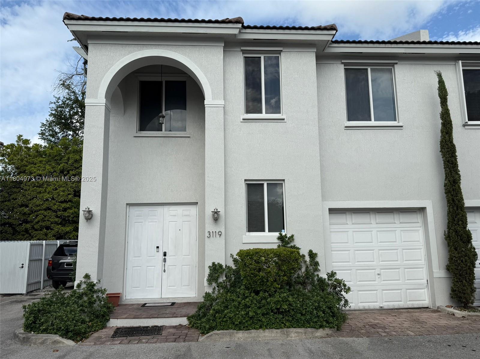 3119 NW 11th St # D2 Unit: 7-D2