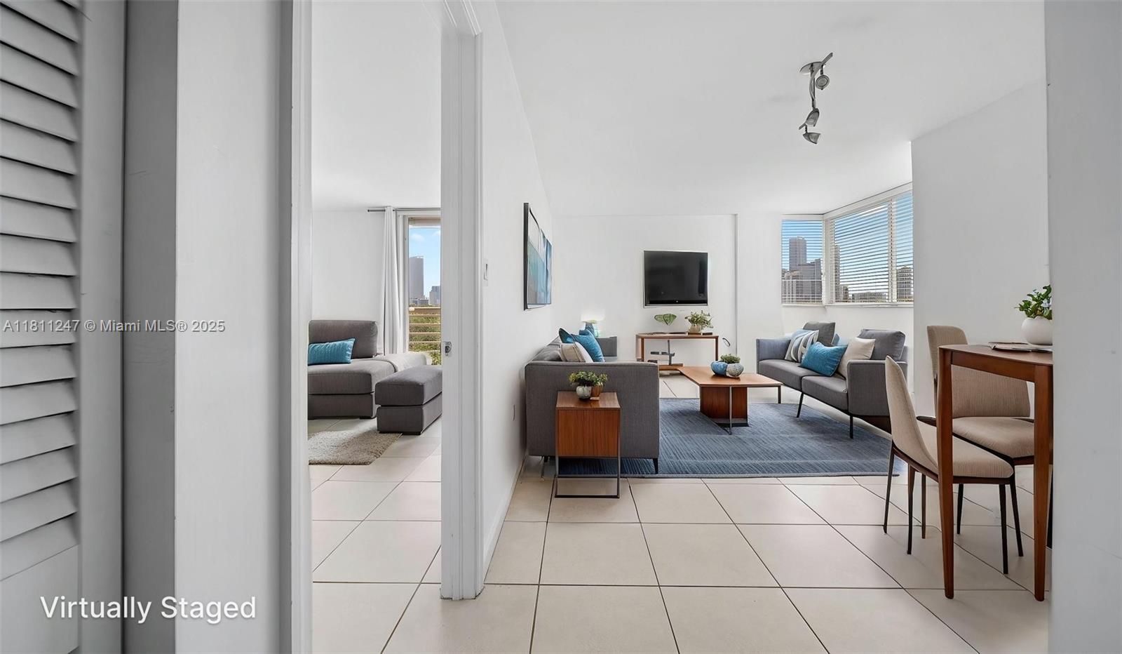 2400 SW 3rd Ave # 606