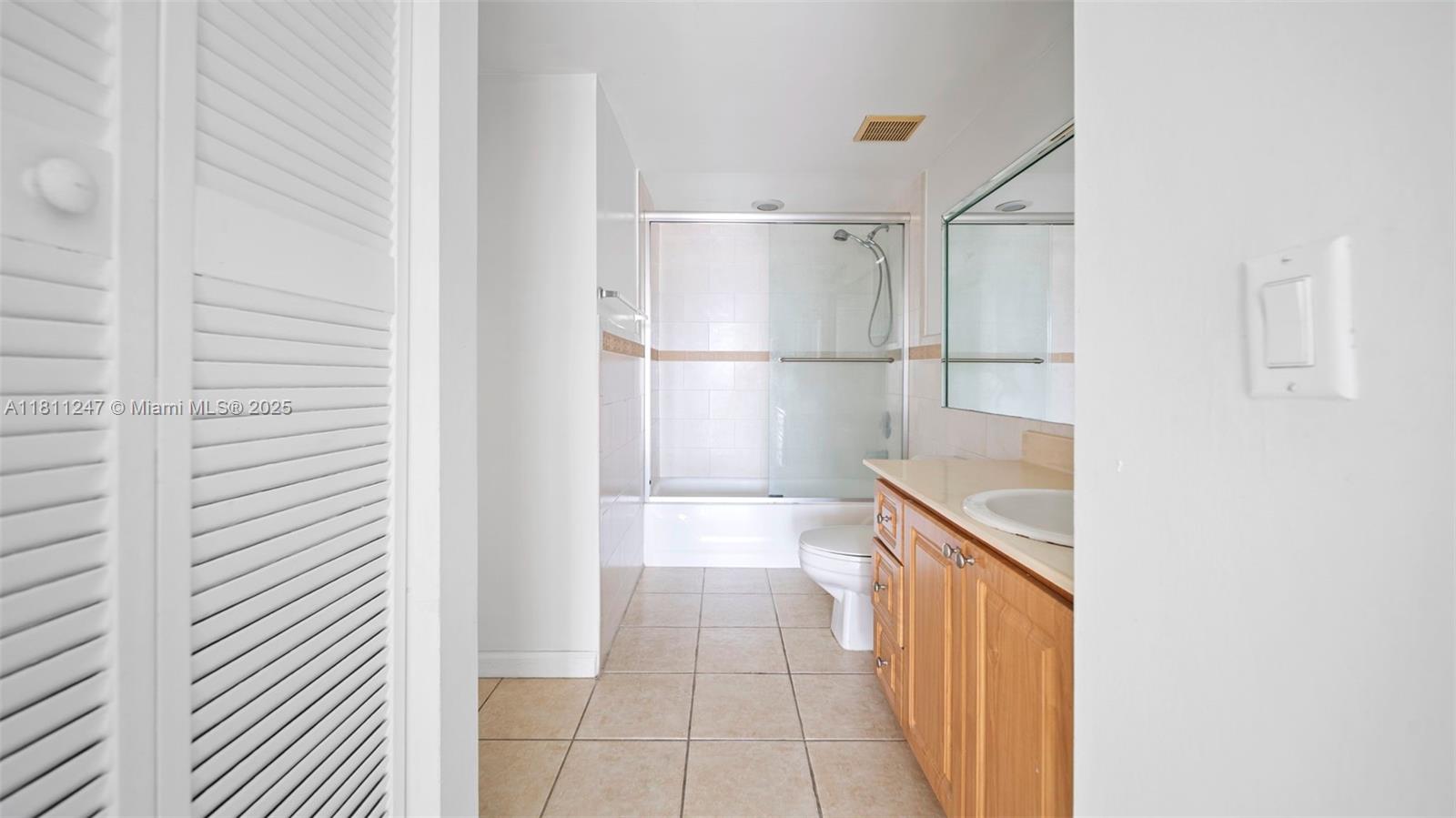 2400 SW 3rd Ave # 606