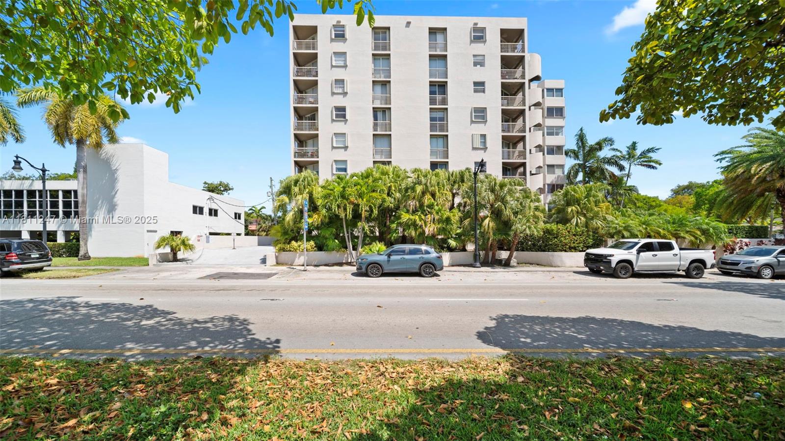 2400 SW 3rd Ave # 606