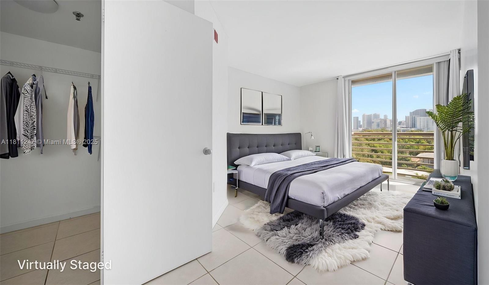 2400 SW 3rd Ave # 606