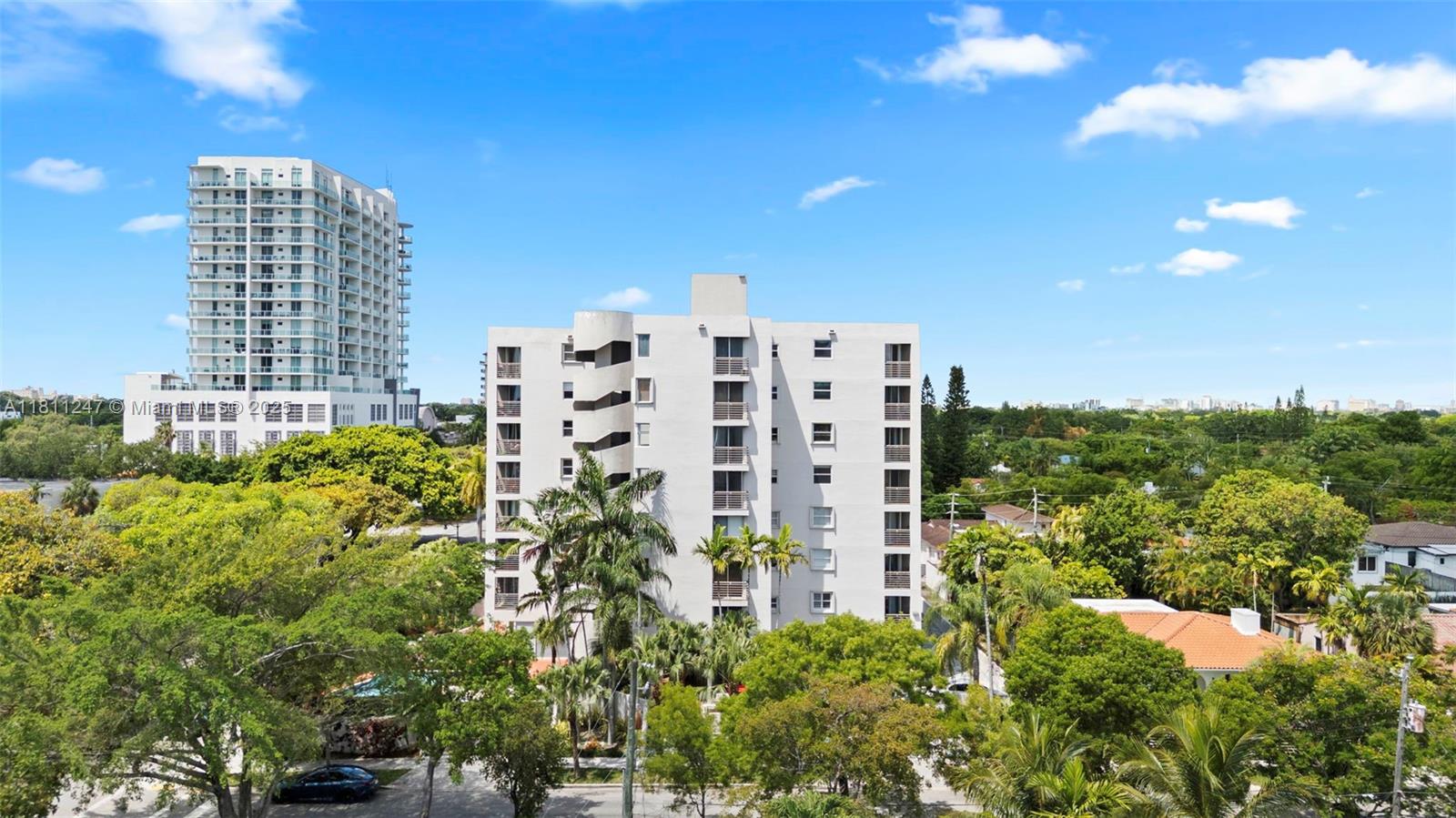 2400 SW 3rd Ave # 606