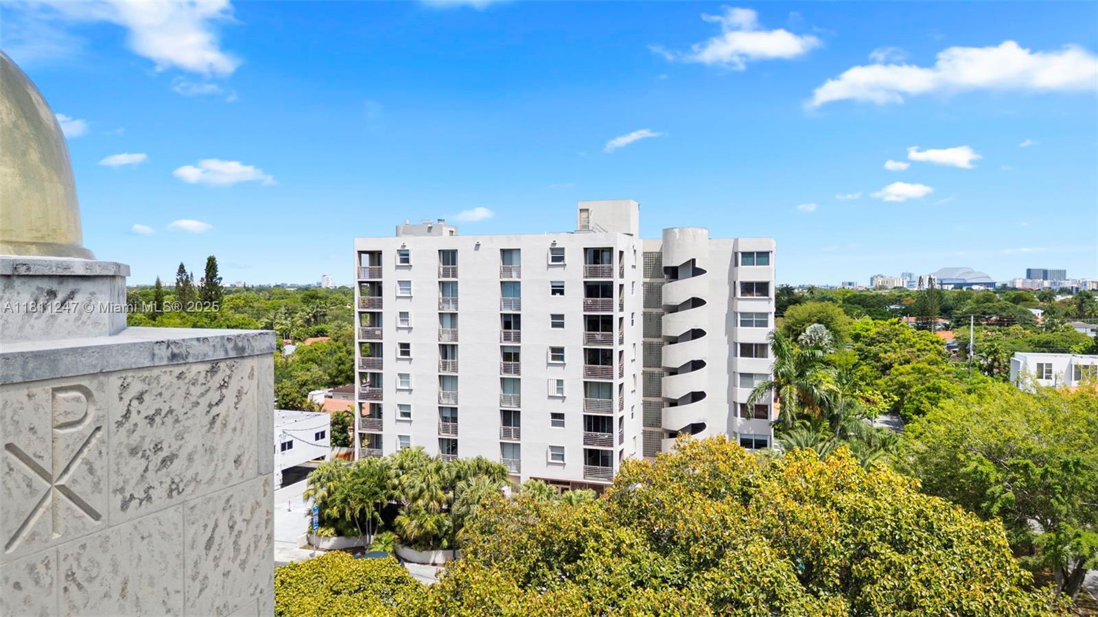 2400 SW 3rd Ave # 606