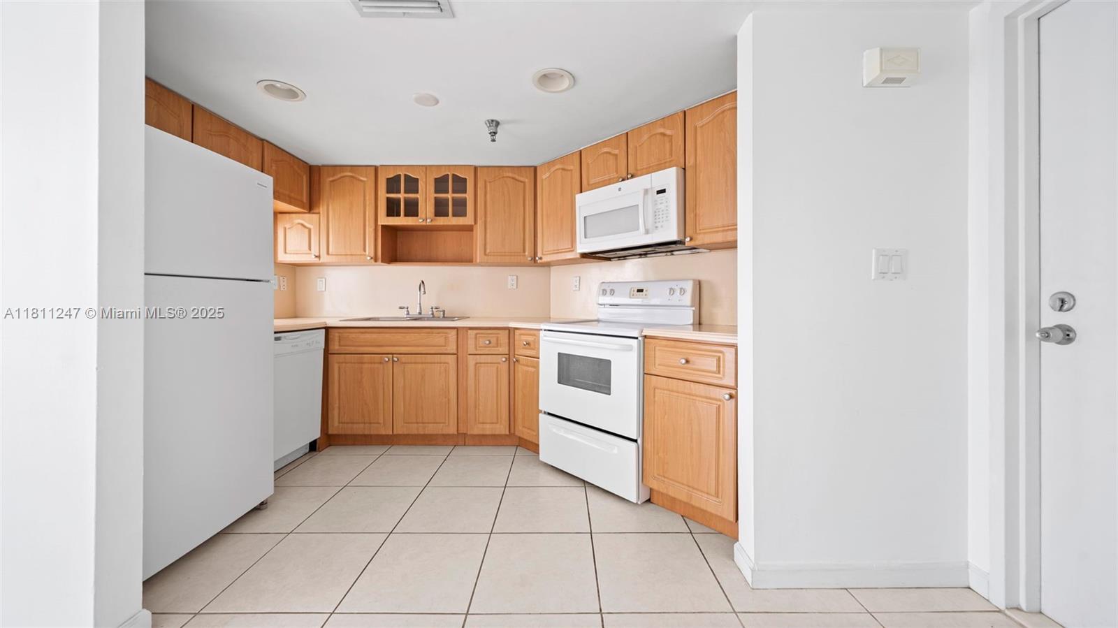 2400 SW 3rd Ave # 606