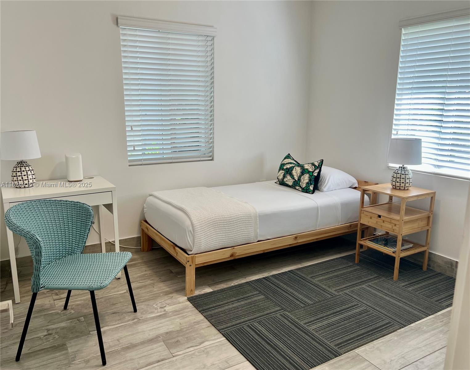3850 Charles Ter