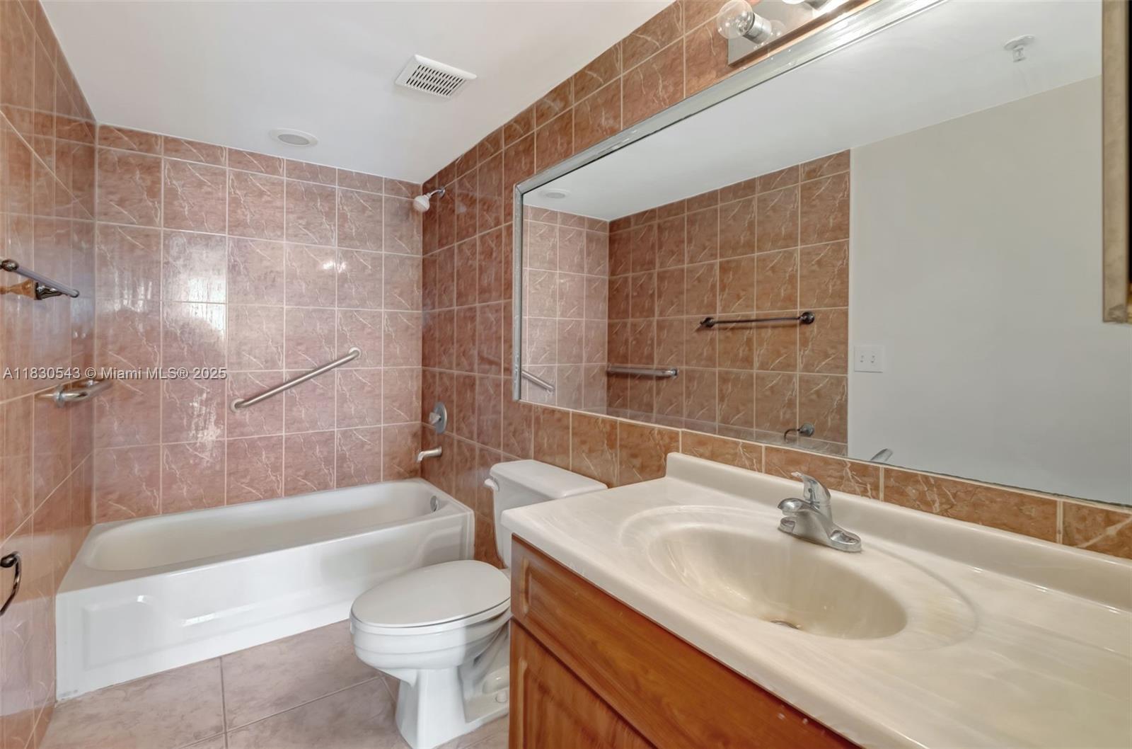2400 SW 3rd Ave # 506