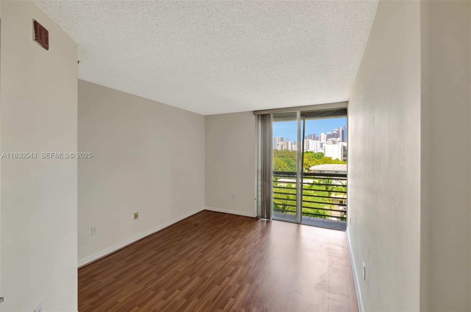 2400 SW 3rd Ave # 506