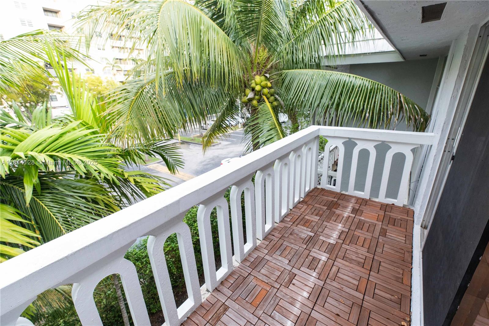 100 Edgewater Dr # 336