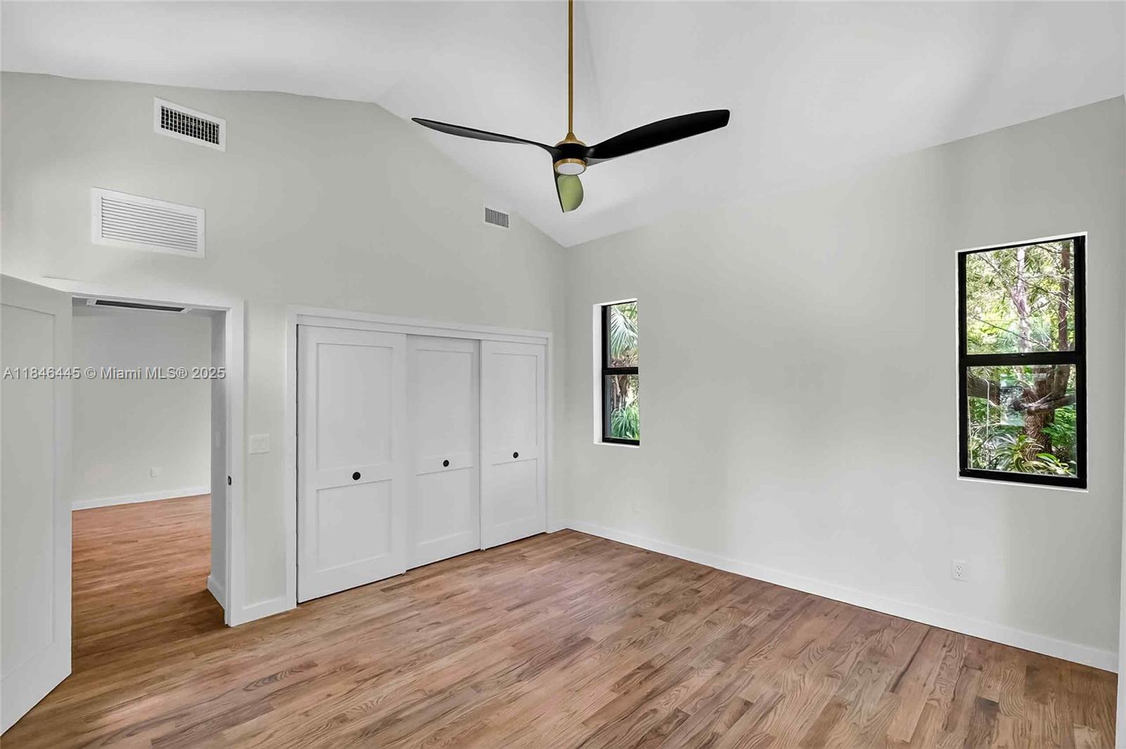 2315 Swanson Ave