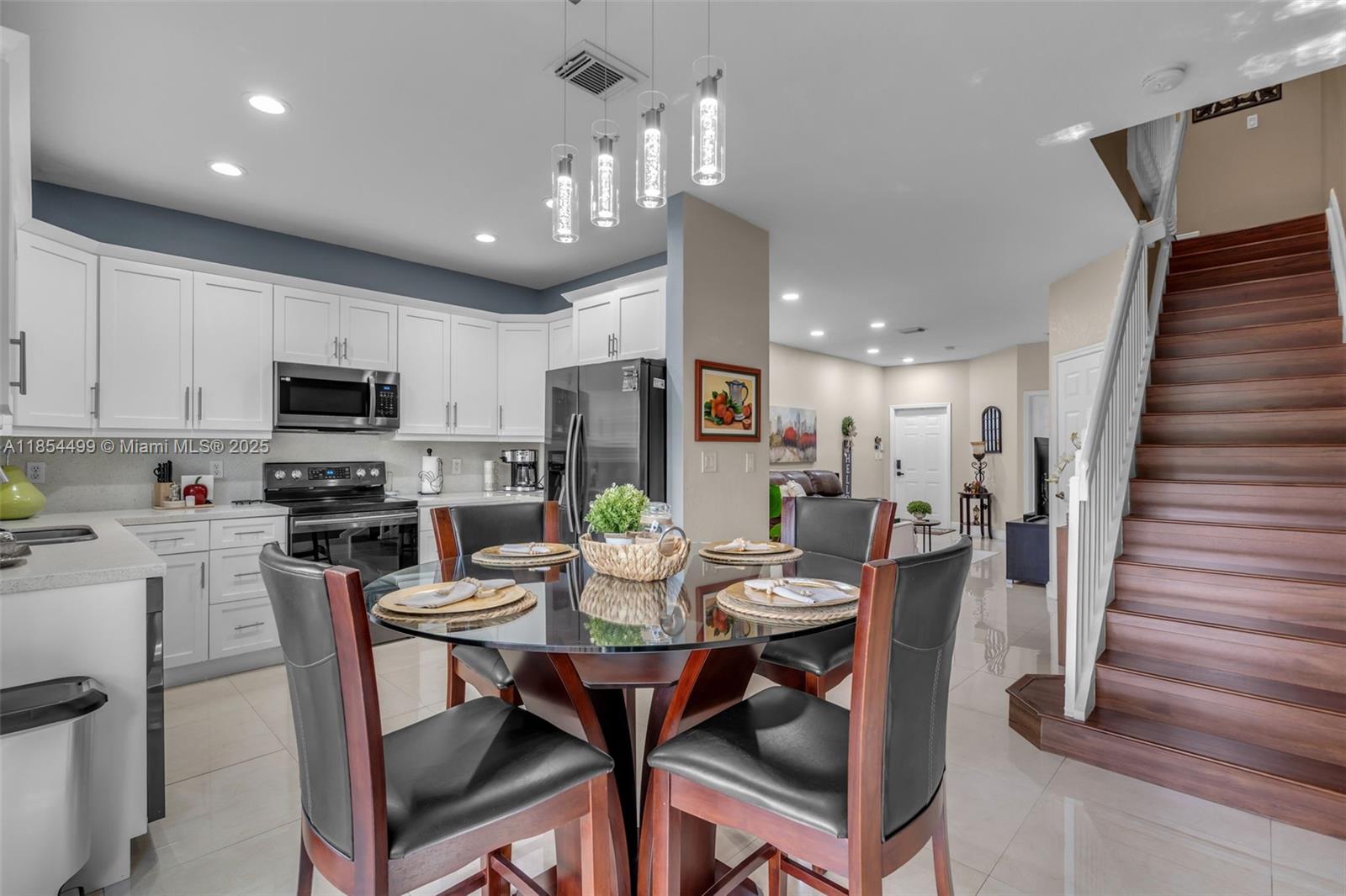 8401 NW 107th ct # 36 Unit: 4-36