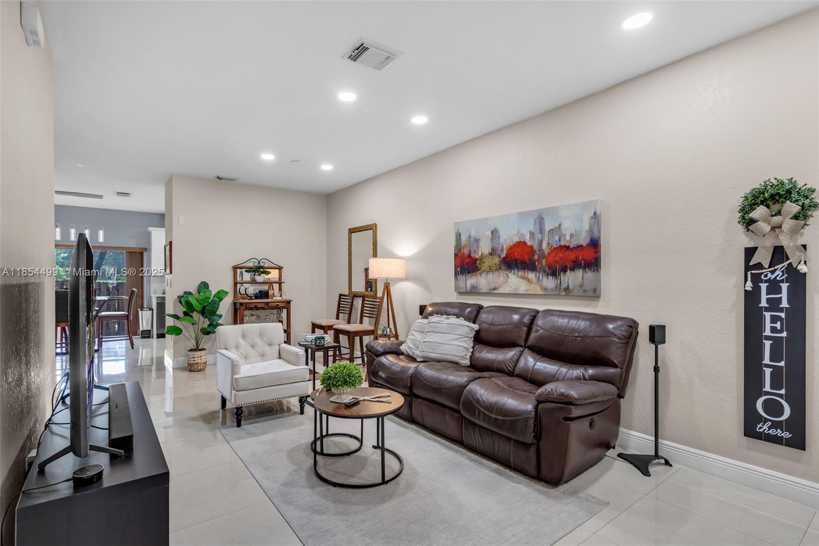 8401 NW 107th ct # 36 Unit: 4-36