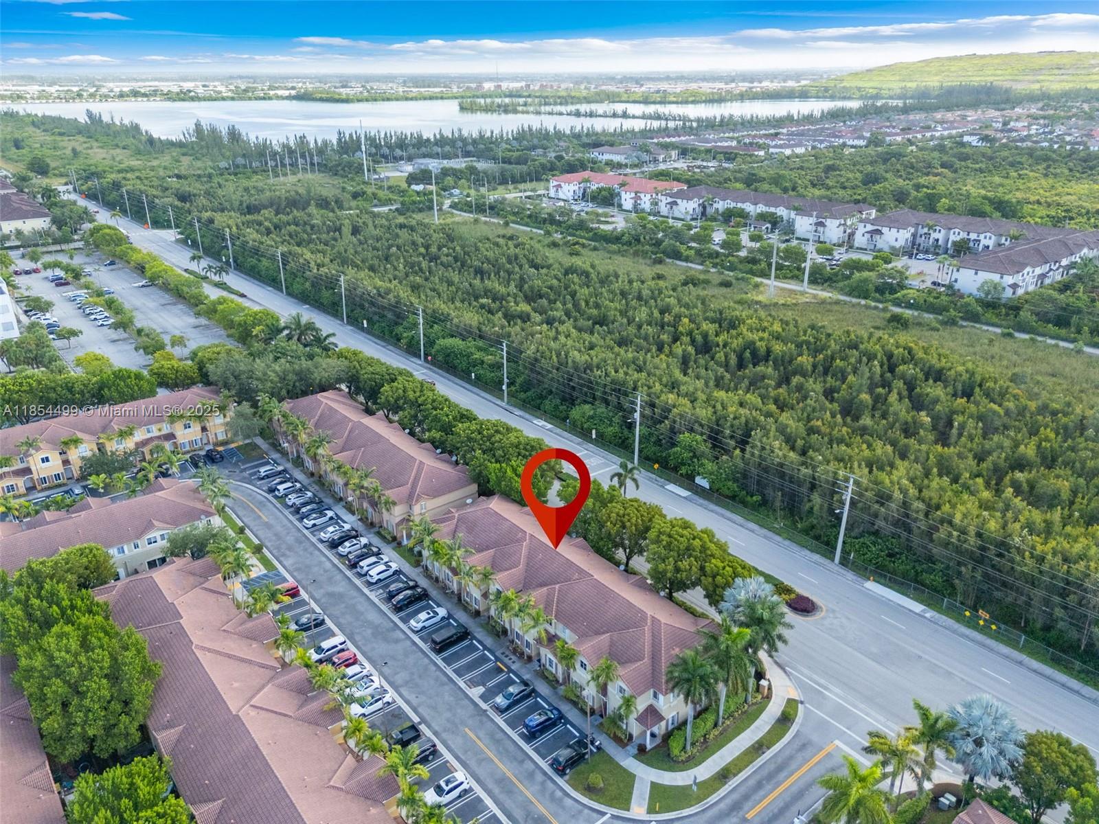 8401 NW 107th ct # 36 Unit: 4-36