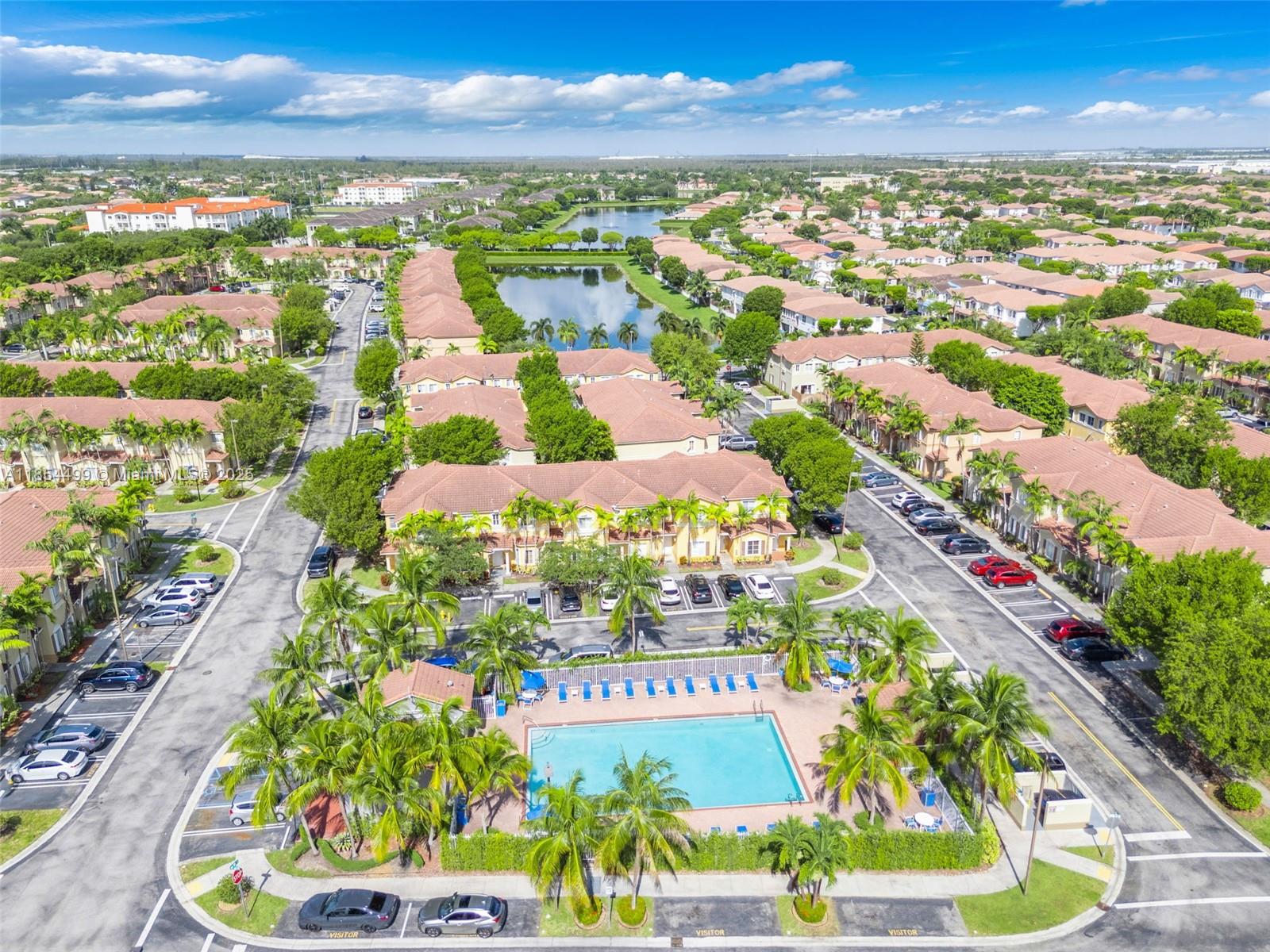 8401 NW 107th ct # 36 Unit: 4-36