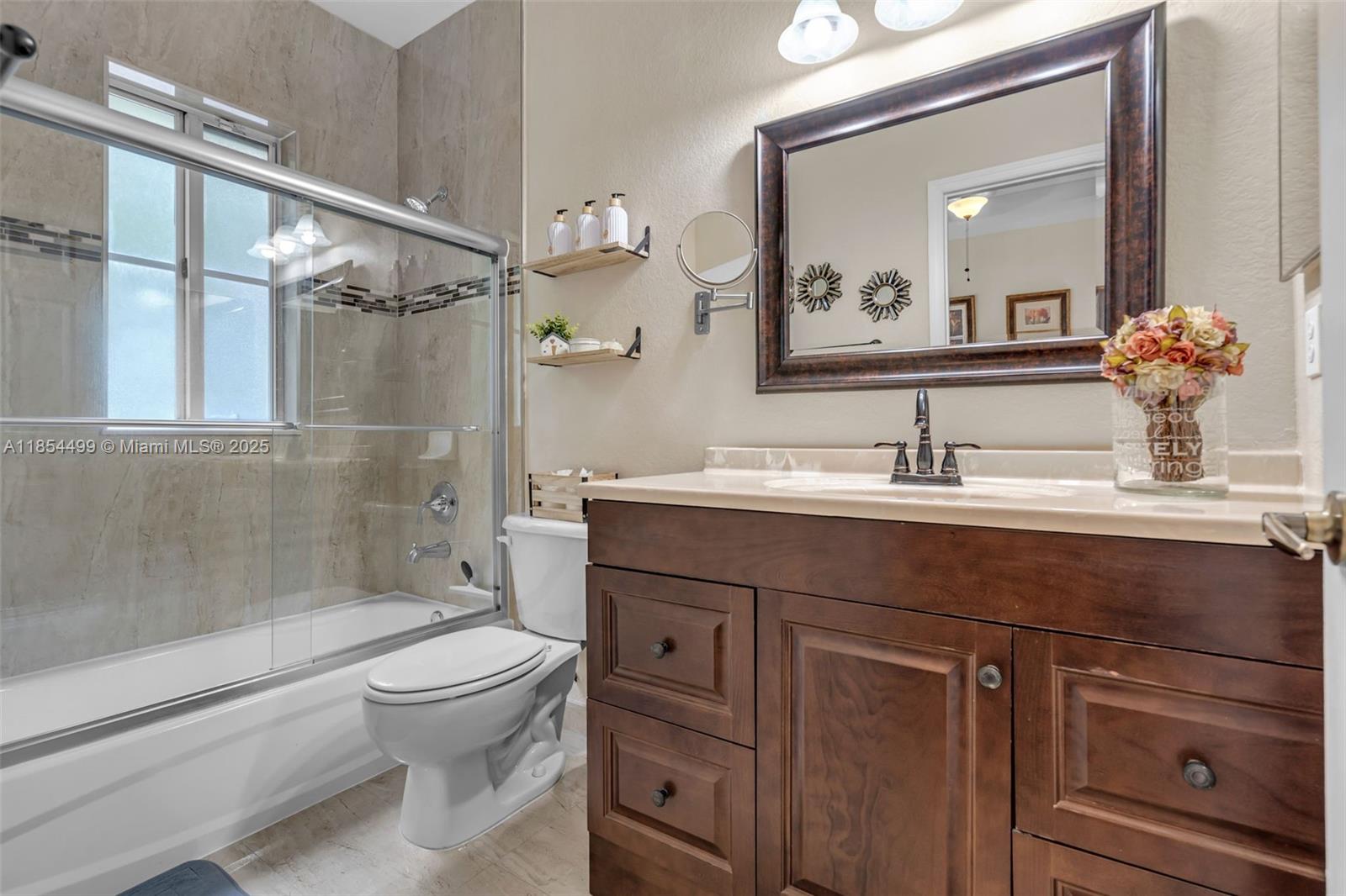 8401 NW 107th ct # 36 Unit: 4-36