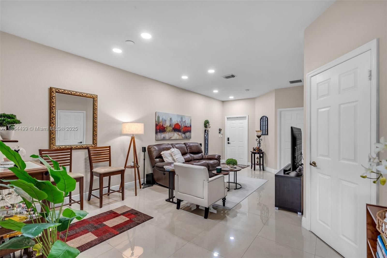 8401 NW 107th ct # 36 Unit: 4-36