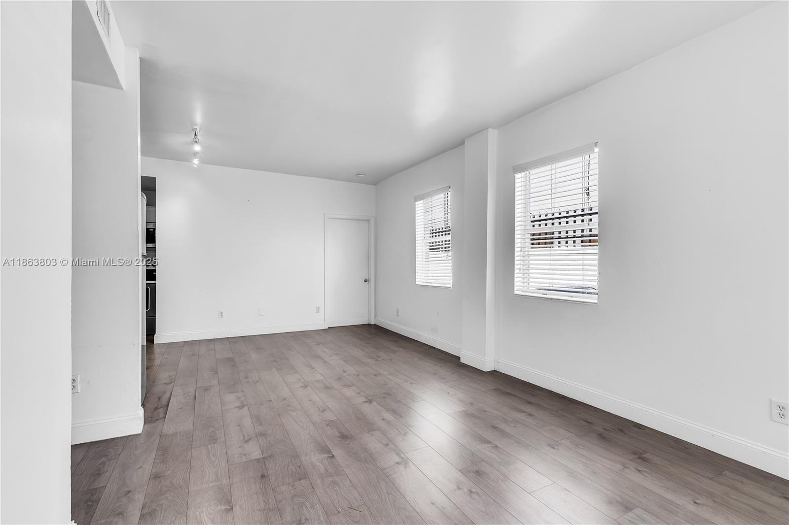 737 Jefferson Ave # 102