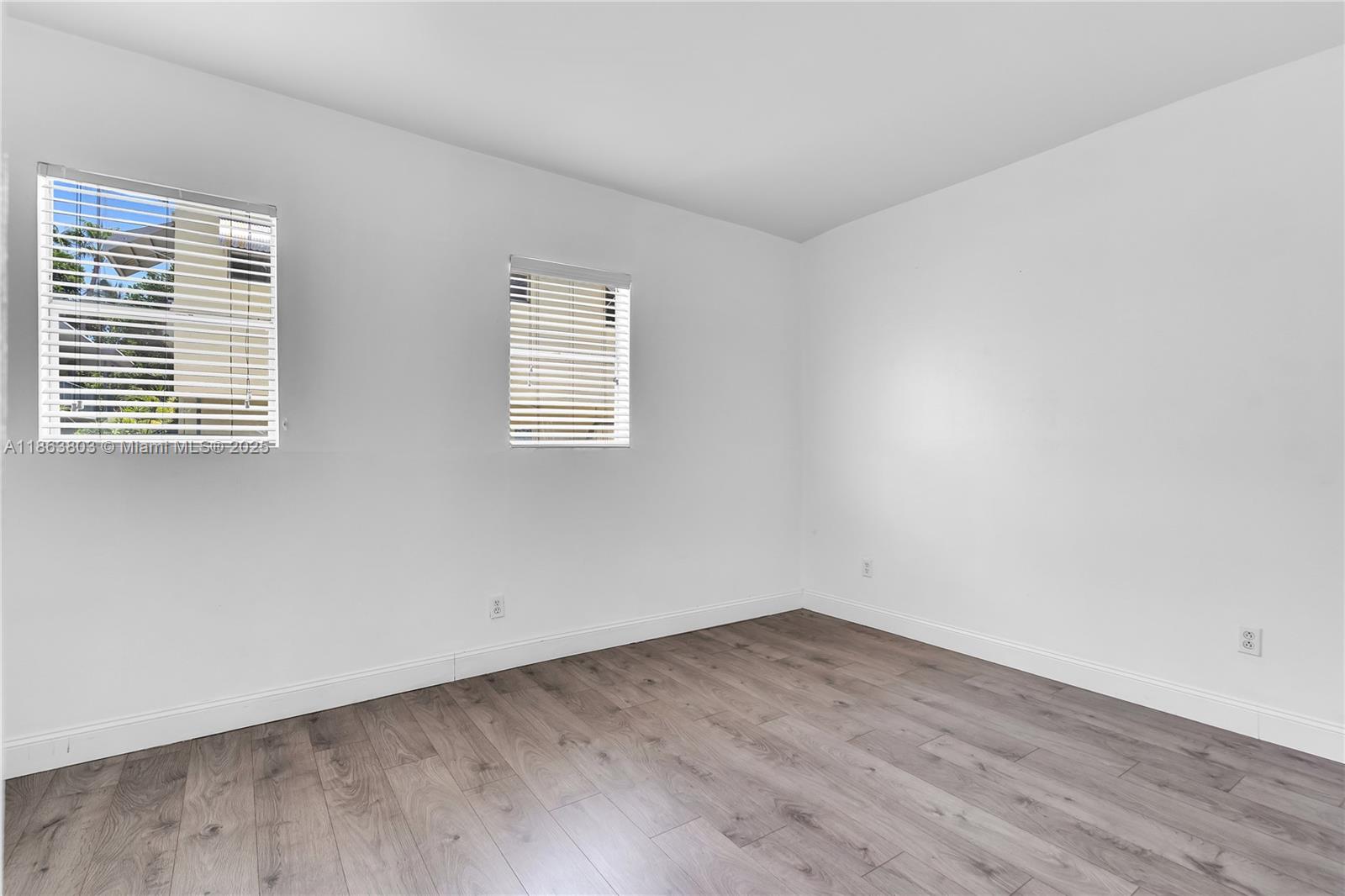 737 Jefferson Ave # 102