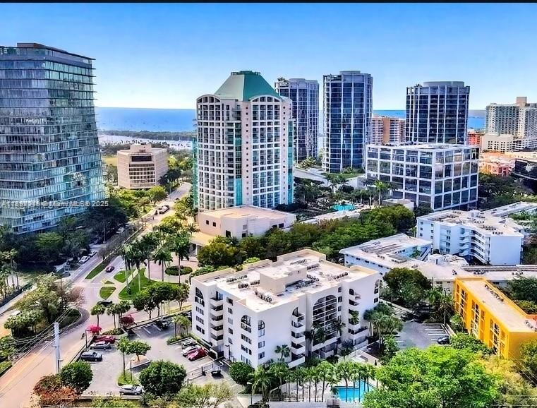 2715 Tigertail Ave # 403