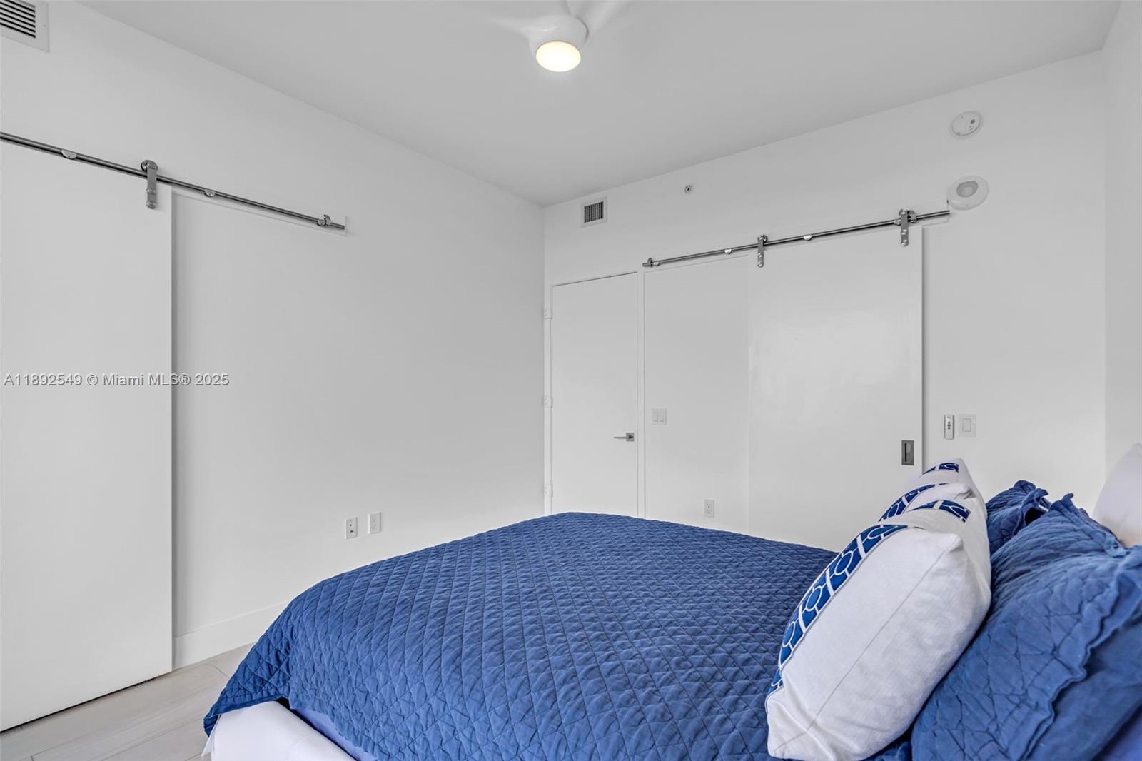 2000 Metropica Way # 2001