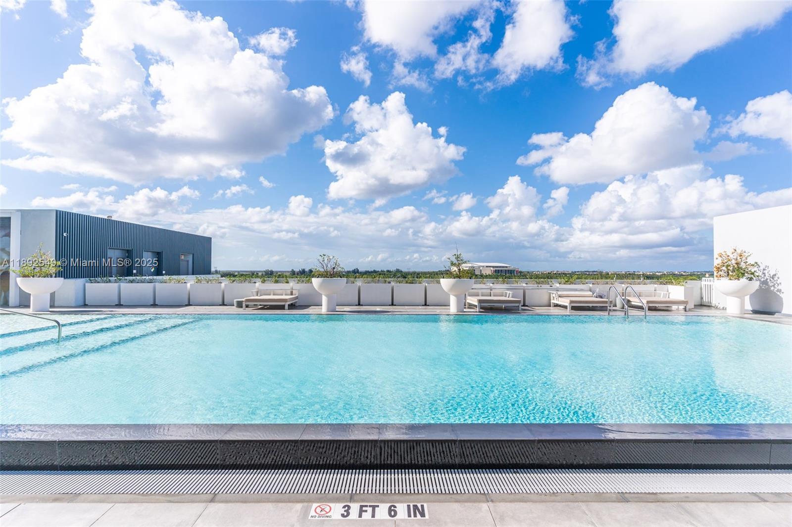 2000 Metropica Way # 2001