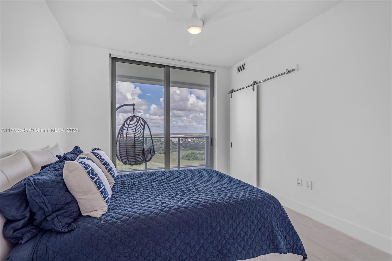 2000 Metropica Way # 2001