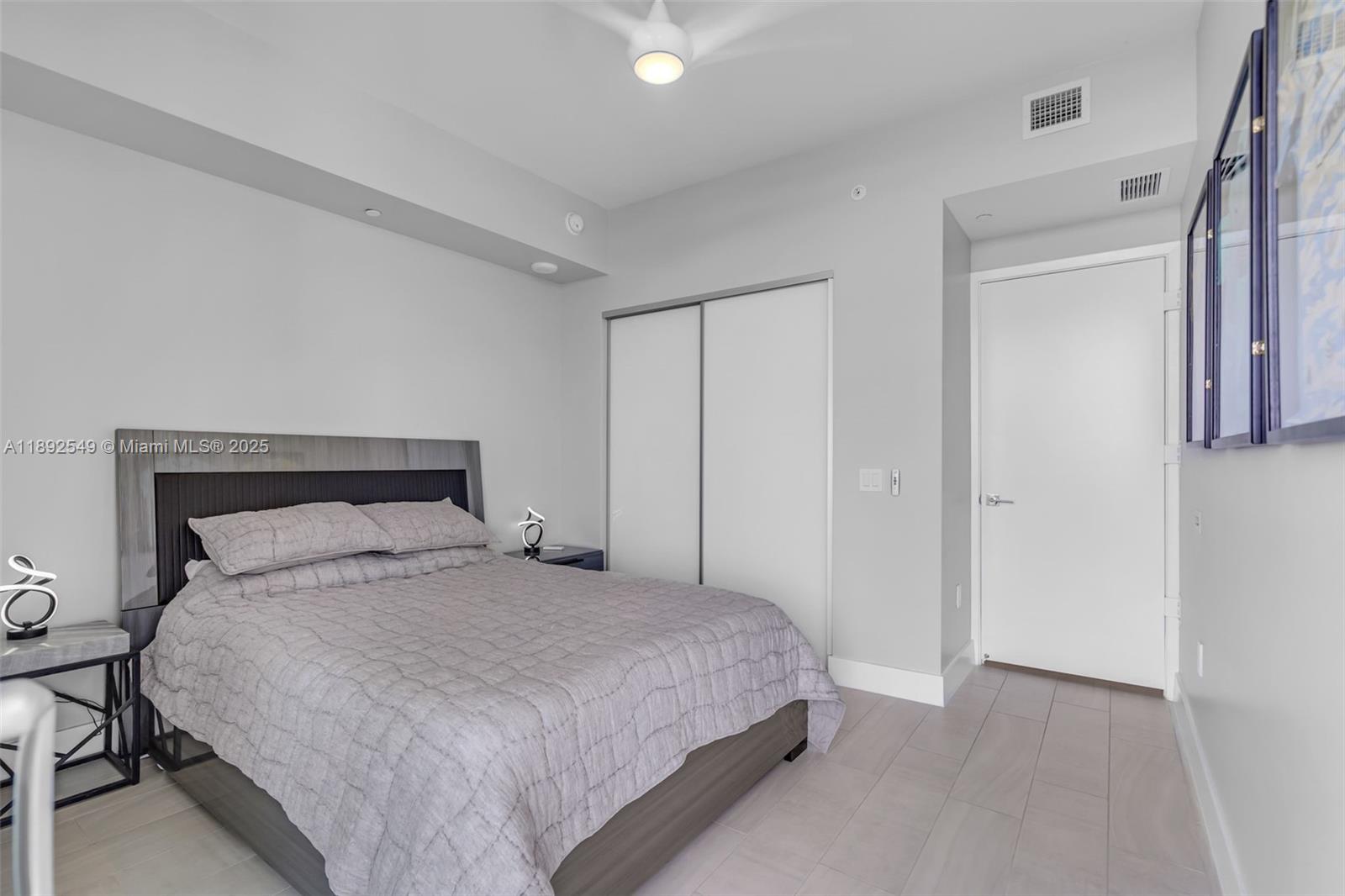 2000 Metropica Way # 2001