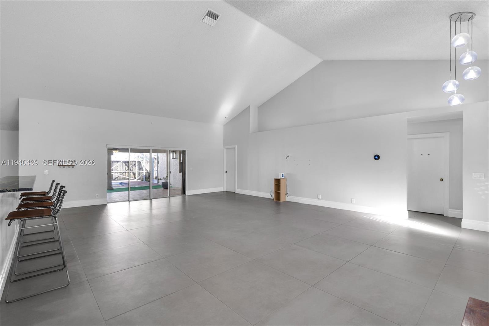 1092 NW 162nd Ave