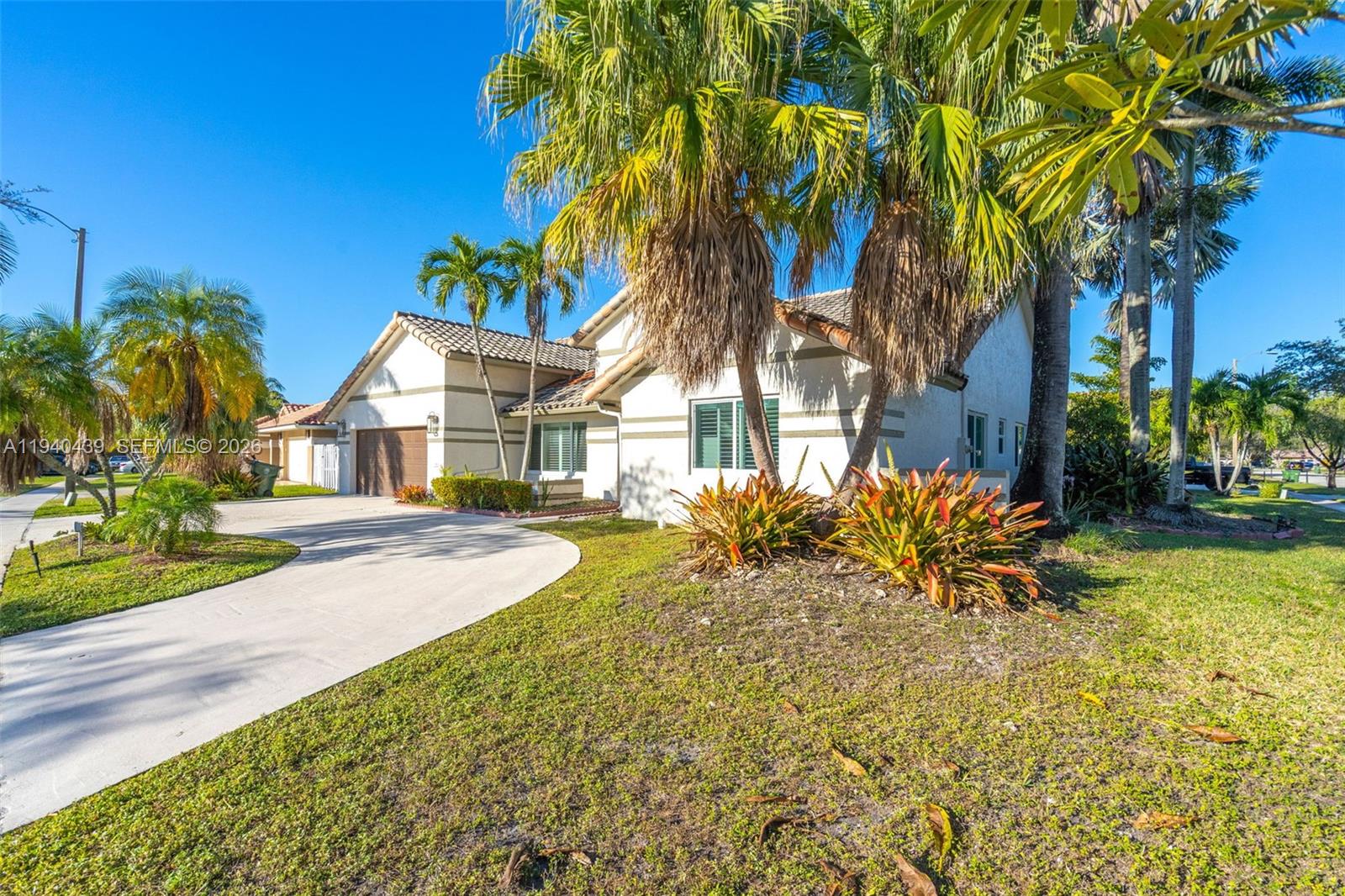 1092 NW 162nd Ave