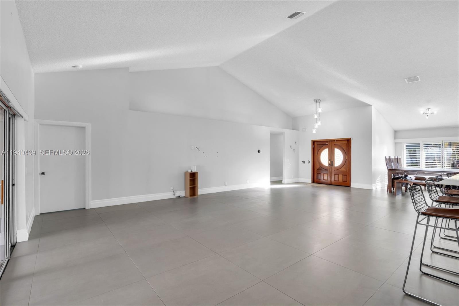 1092 NW 162nd Ave