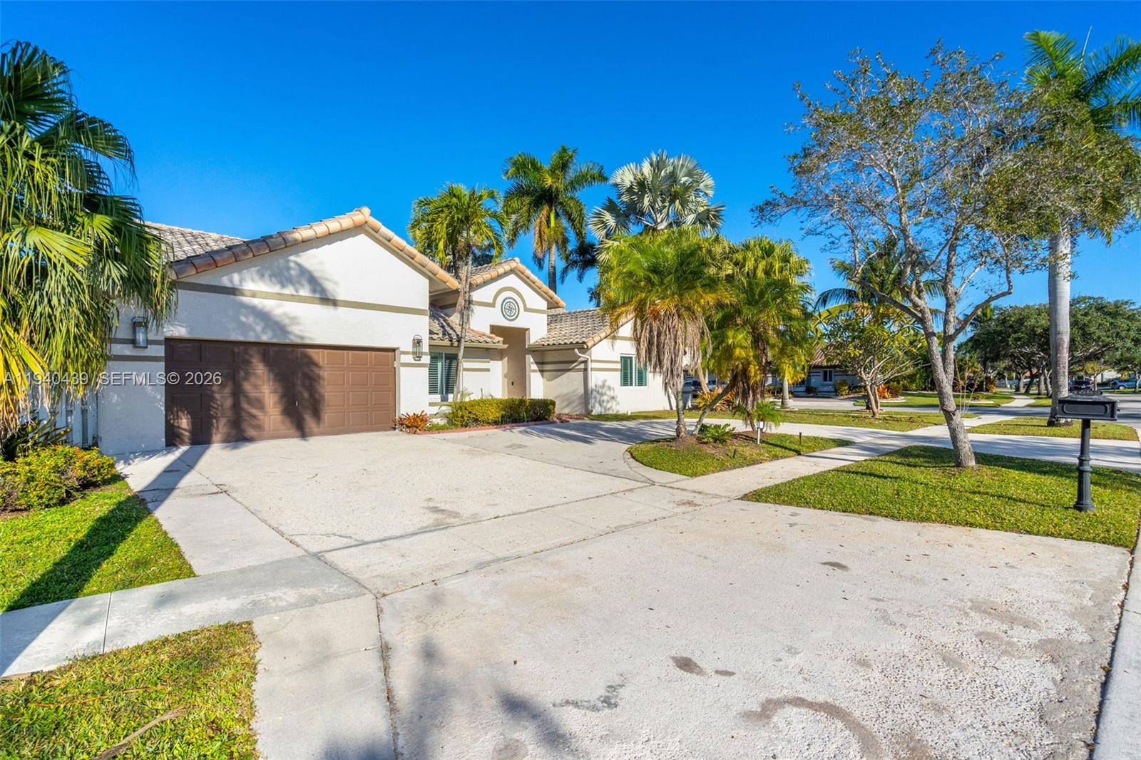 1092 NW 162nd Ave