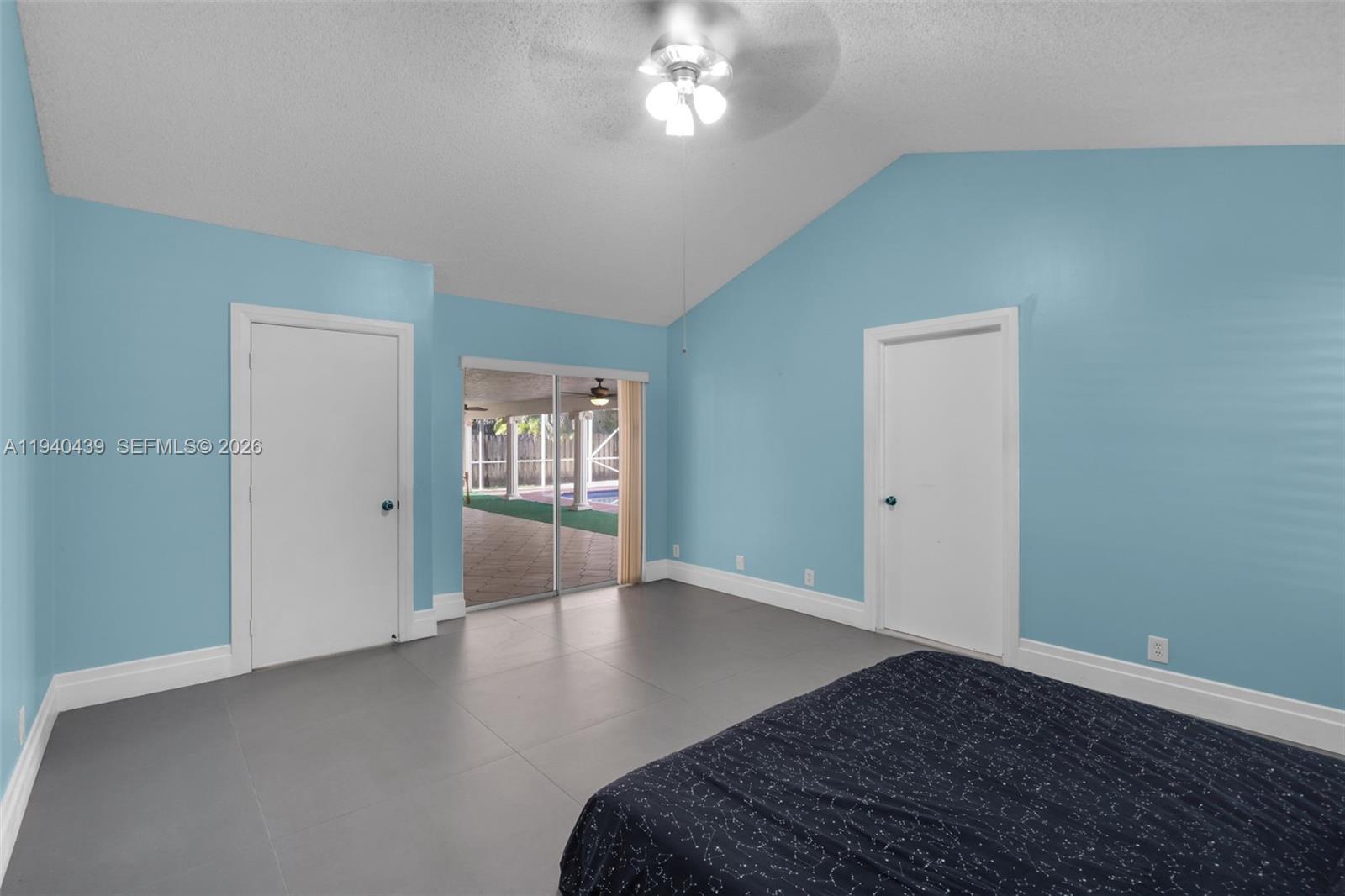 1092 NW 162nd Ave