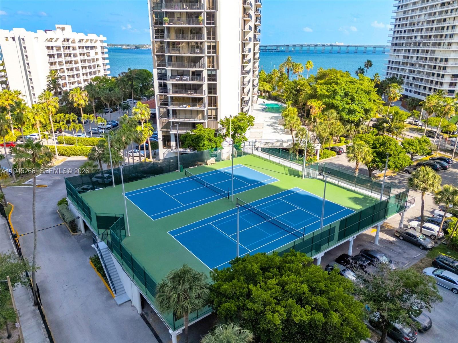 1450 Brickell Bay Dr # 615