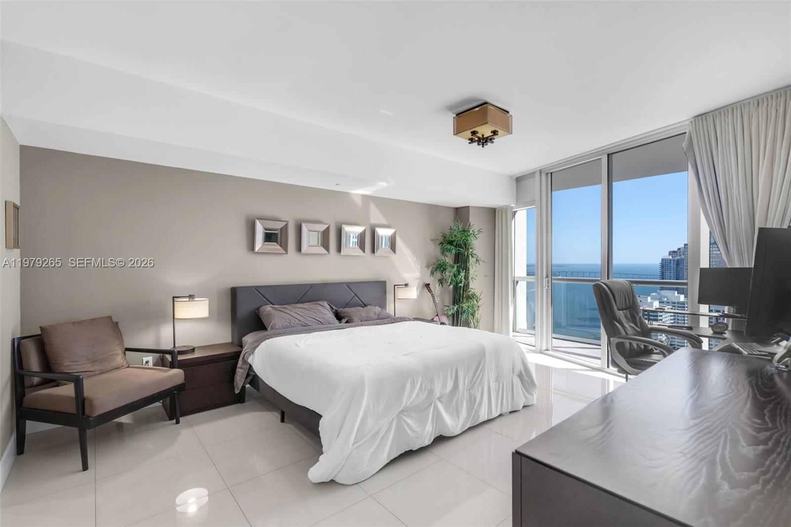 495 Brickell Ave # 2909