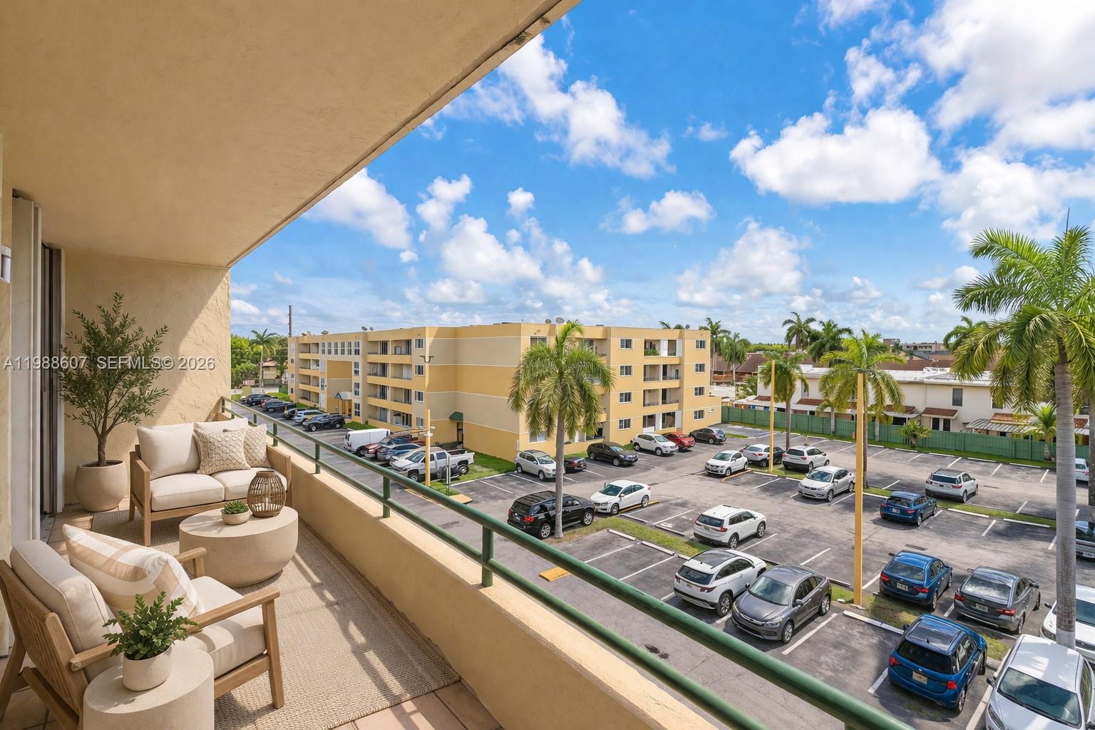 8320 NW 8th St # 414 Unit: 2-414